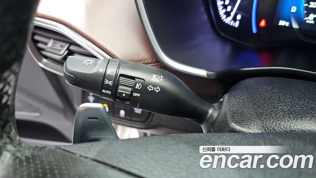 Hyundai Santafe 2020 — photo 25
