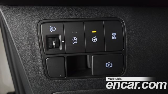Hyundai Staria 2023 — photo 25