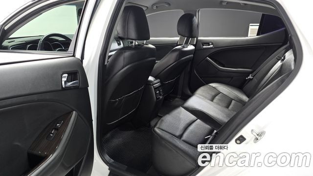 Kia K5 2014 — photo 17
