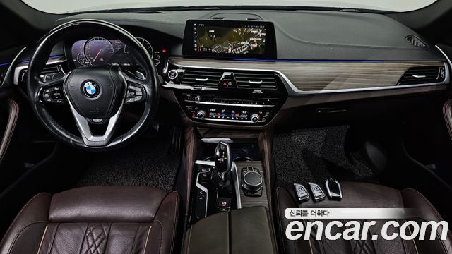 BMW 5-Series 2017 — photo 7