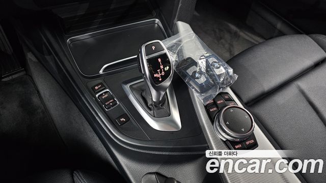 BMW 3-Series 2016 — photo 9