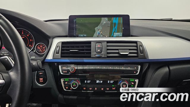 BMW 3-Series 2016 — photo 18