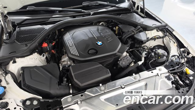 BMW 3-Series 2023 — photo 6