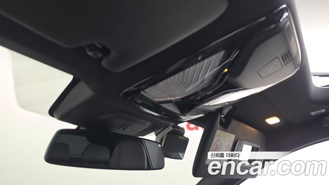 BMW 3-Series 2023 — photo 26