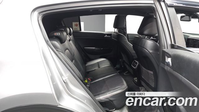 Kia Sportage 2019 — photo 12