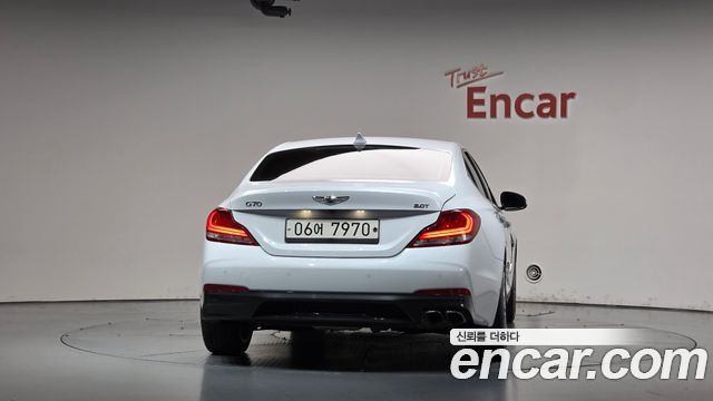 Genesis G70 2019 — photo 4