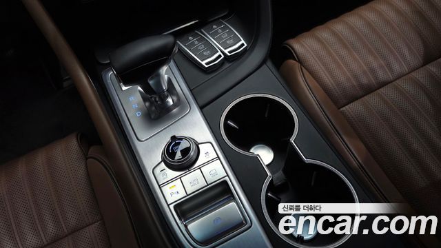 Genesis G70 2019 — photo 12