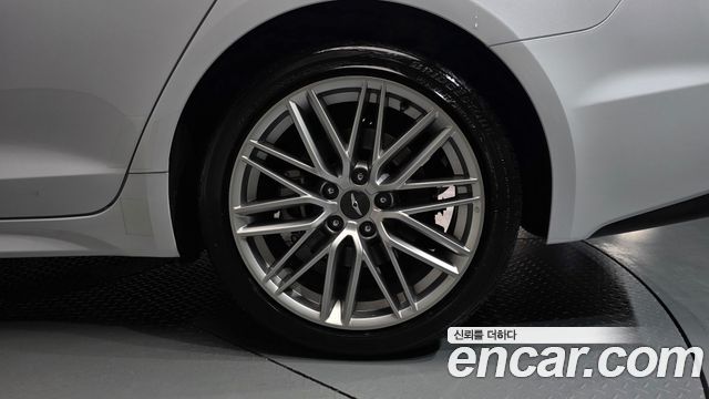 Genesis G70 2019 — photo 7