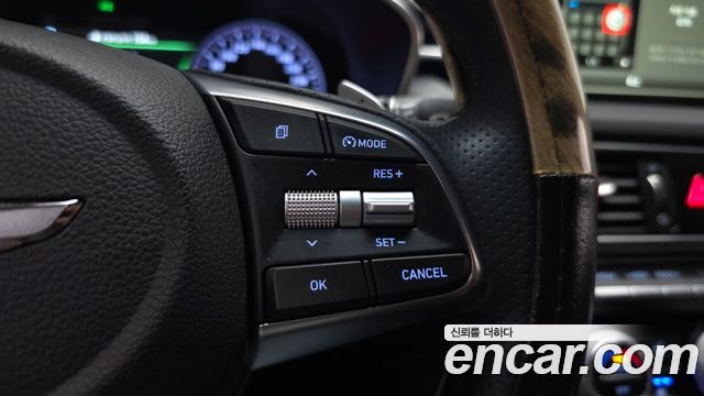 Genesis G70 2019 — photo 30