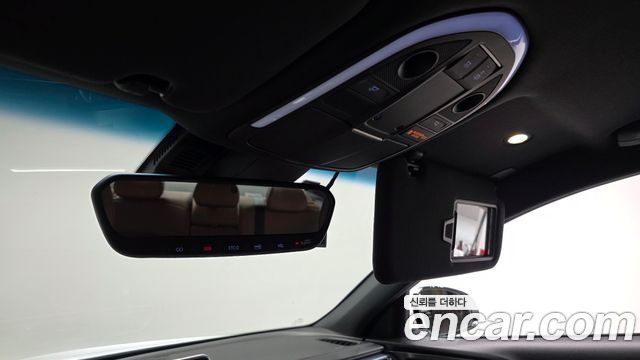 Genesis G70 2019 — photo 32