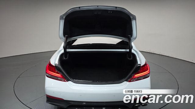 Genesis G70 2019 — photo 34