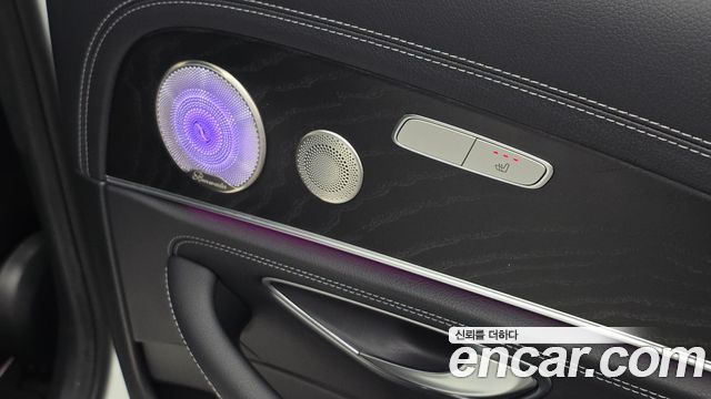 Mercedes-Benz E-Class 2023 — photo 25
