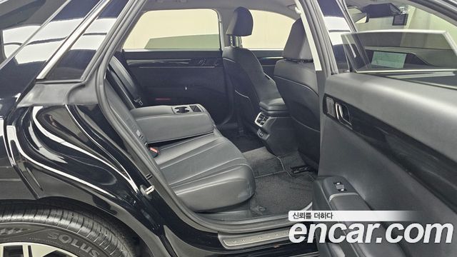 Hyundai Grandeur 2023 — photo 17
