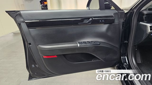 Hyundai Grandeur 2023 — photo 14
