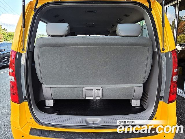 Hyundai Starex 2019 — photo 10