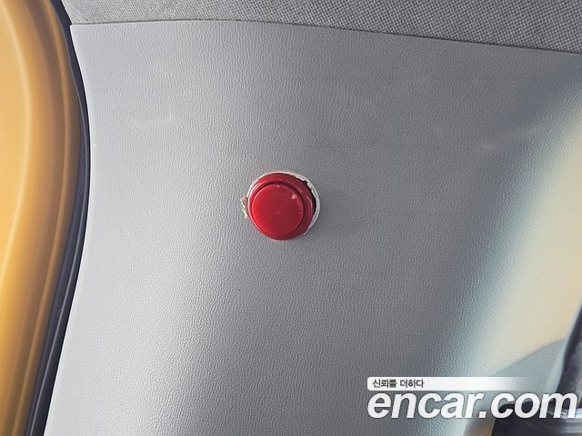 Hyundai Starex 2019 — photo 13