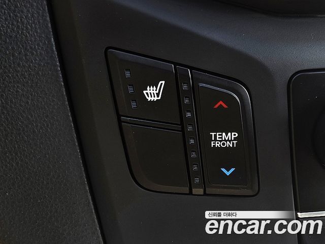 Hyundai Starex 2019 — photo 17