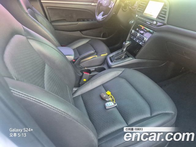 Hyundai AVANTE 2020 — photo 8