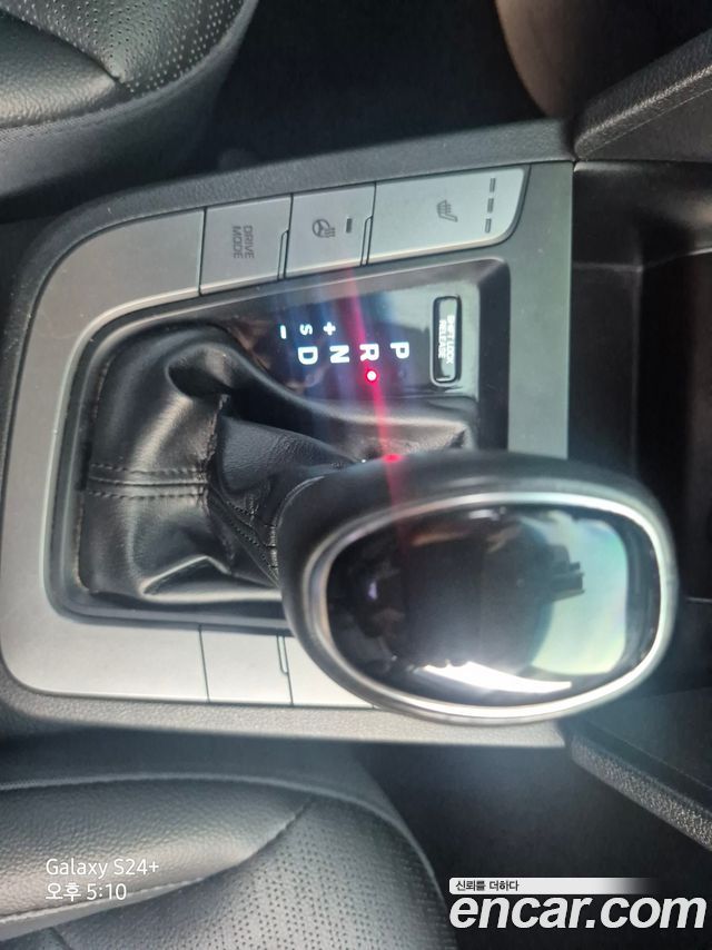 Hyundai AVANTE 2020 — photo 10