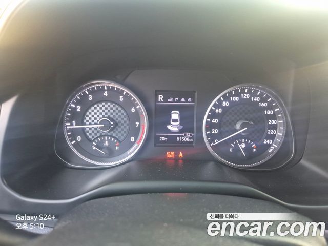 Hyundai AVANTE 2020 — photo 12