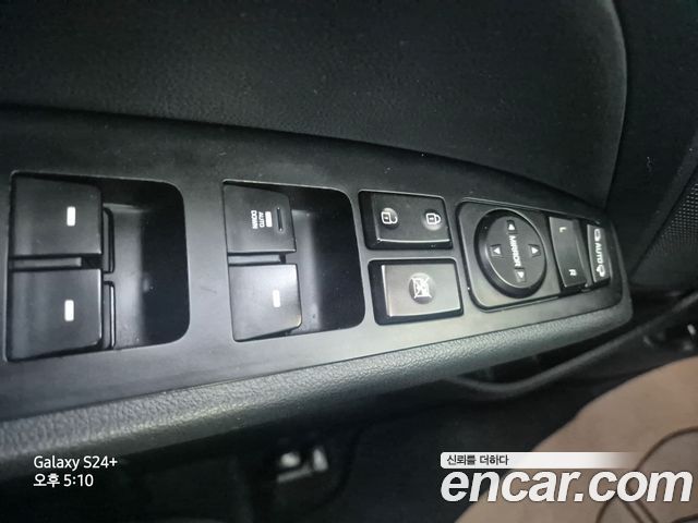 Hyundai AVANTE 2020 — photo 13