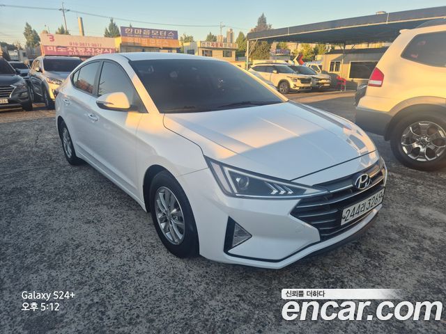 Hyundai AVANTE 2020 — photo 18