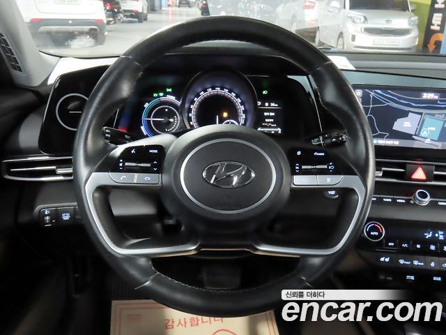 Hyundai AVANTE 2023 — photo 15
