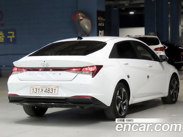 Hyundai AVANTE 2023 — photo 20