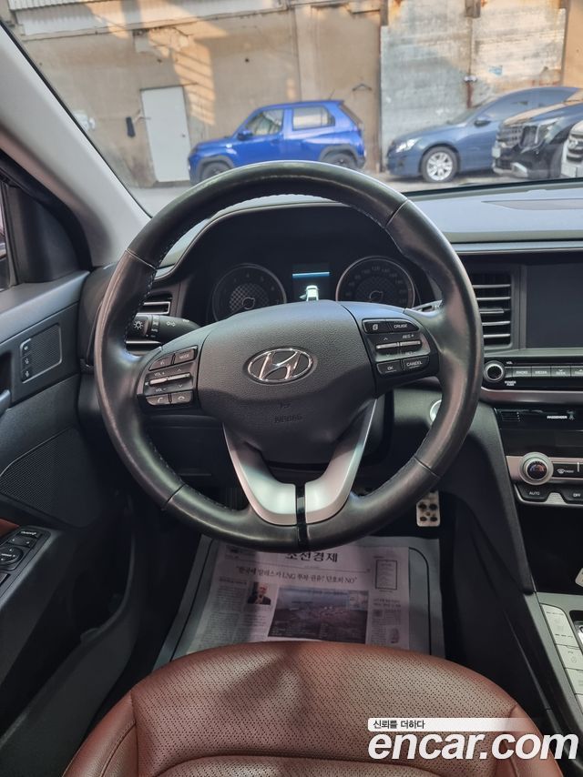 Hyundai AVANTE 2019 — photo 7