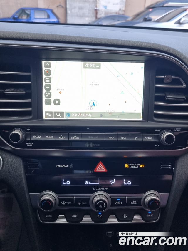 Hyundai AVANTE 2019 — photo 18