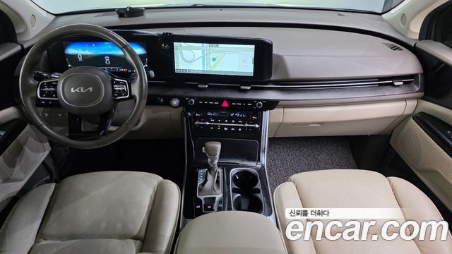 Kia Canival 2023 — photo 7