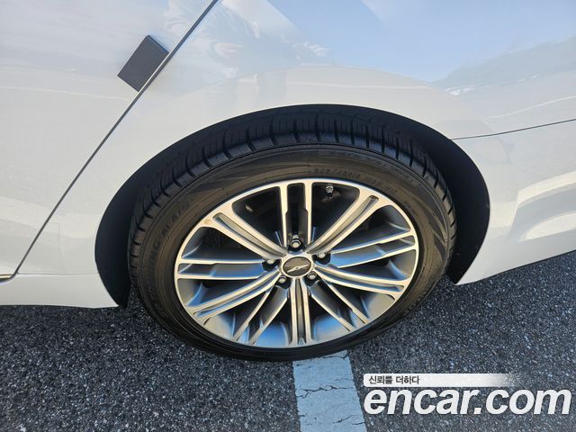 Genesis G80 2017 — photo 5