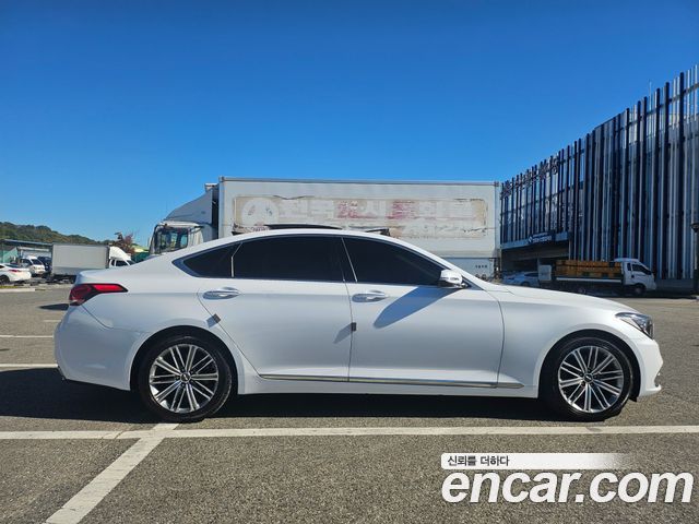 Genesis G80 2017 — photo 13