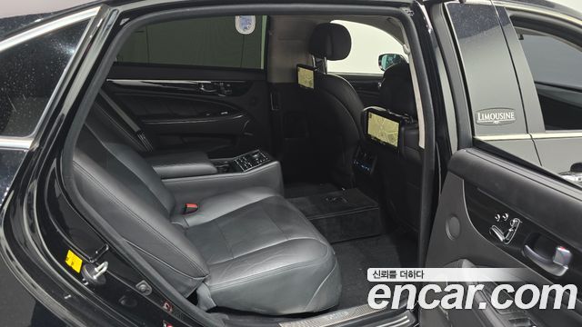 Hyundai Equus 2014 — photo 11
