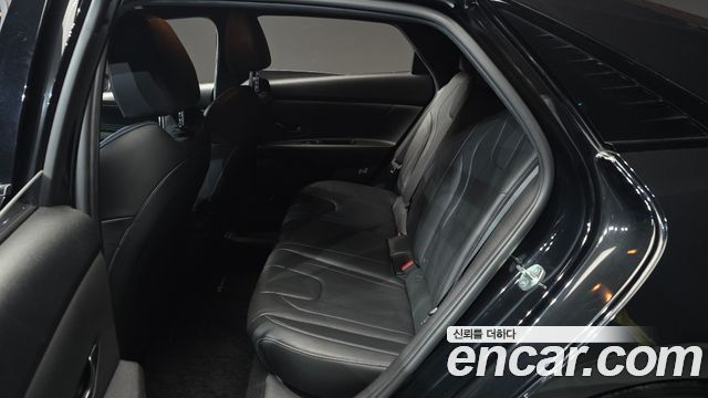 Hyundai AVANTE 2022 — photo 12