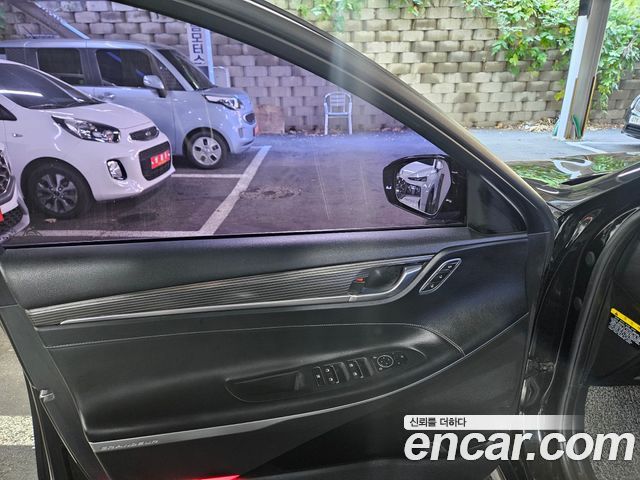 Hyundai Grandeur 2017 — photo 5