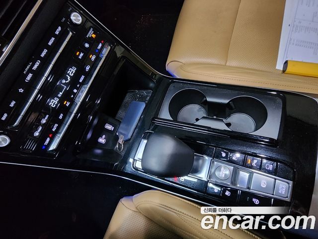 Kia K7 2020 — photo 9