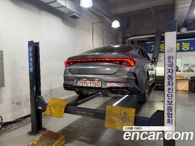 Kia K5 2022 — photo 2