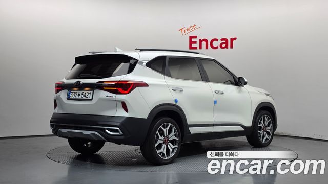 Kia Seltos 2021 — photo 2