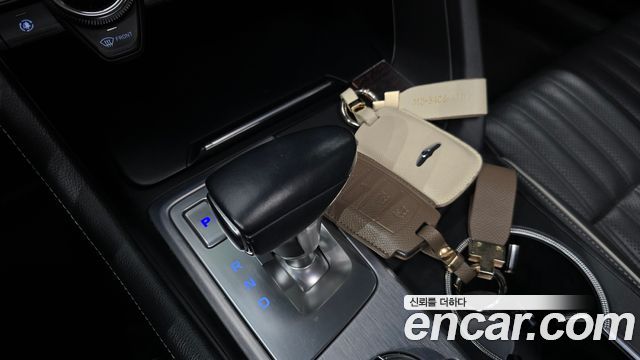 Genesis G70 2020 — photo 12