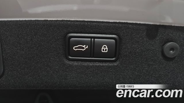 Genesis G70 2020 — photo 26