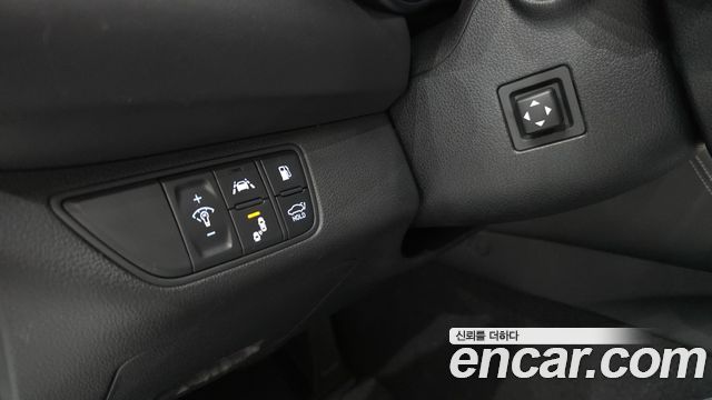 Genesis G70 2020 — photo 27