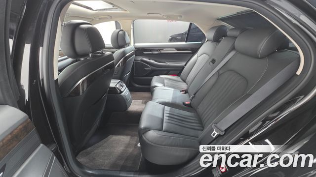 Genesis G90 2019 — photo 16
