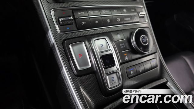 Hyundai Santafe 2023 — photo 9