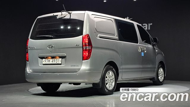 Hyundai Starex 2016 — photo 2