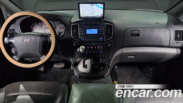 Hyundai Starex 2016 — photo 7