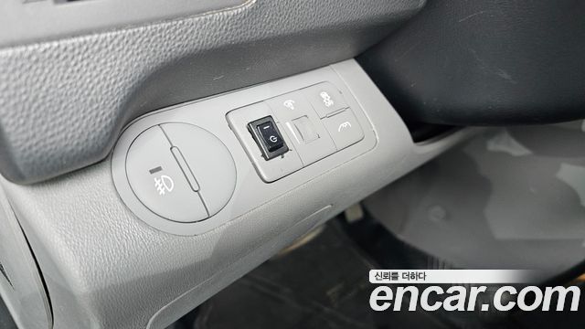 Hyundai Starex 2016 — photo 12