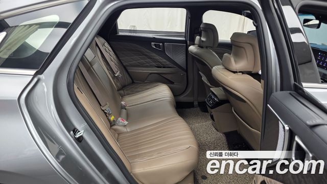 Kia K8 2022 — photo 12