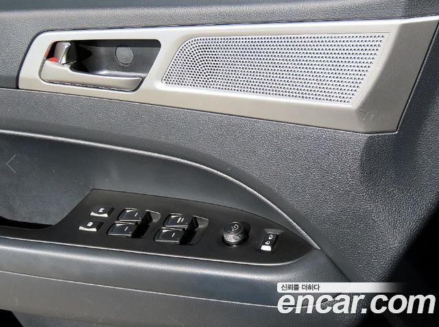 KG Mobility Rexton 2019 — photo 11