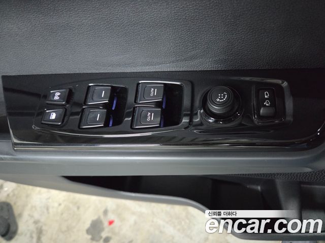 KG Mobility Torres 2023 — photo 13